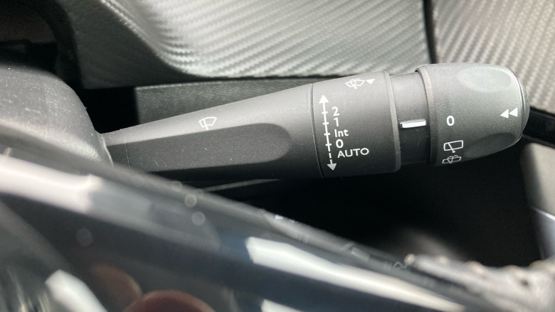 Peugeot 2008 1.2 PureTech Allure Premium 5dr Petrol Estate